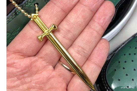 038 Air x Retro 1 AV3905 High OG 'Art AV3905 038  Jordan SoleFly Friends and Family Basel' 0210